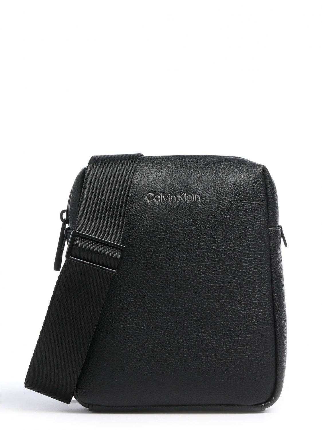Entretener Personal Absoluto Calvin Klein Ck Must Bolso De Hombre Ckblack - ¡Compra En Le Sac Outlet!