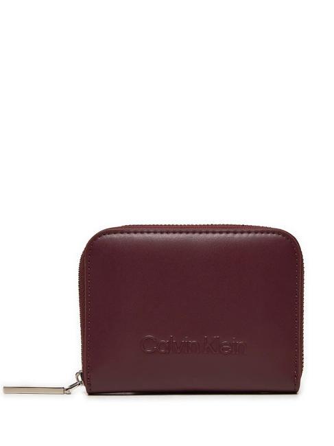 CALVIN KLEIN EMBOSSED CALVIN  Cartera con cremallera sangre de buey - Carteras Mujer