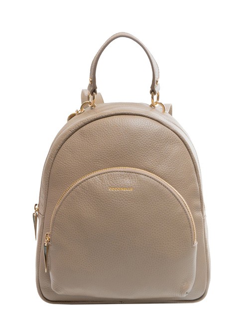 COCCINELLE ALPHA Mochila redonda de piel con bolsillo. topo cálido - Bolsos Mujer