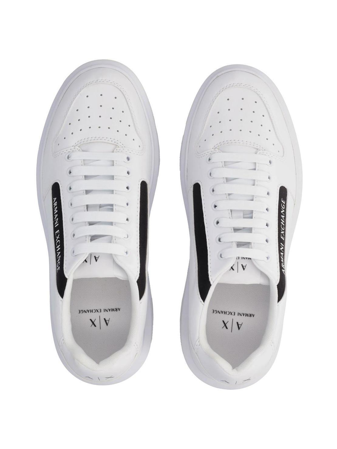 Armani Exchange Deportivas Hombre Negro Logo Blanco ref. 116576